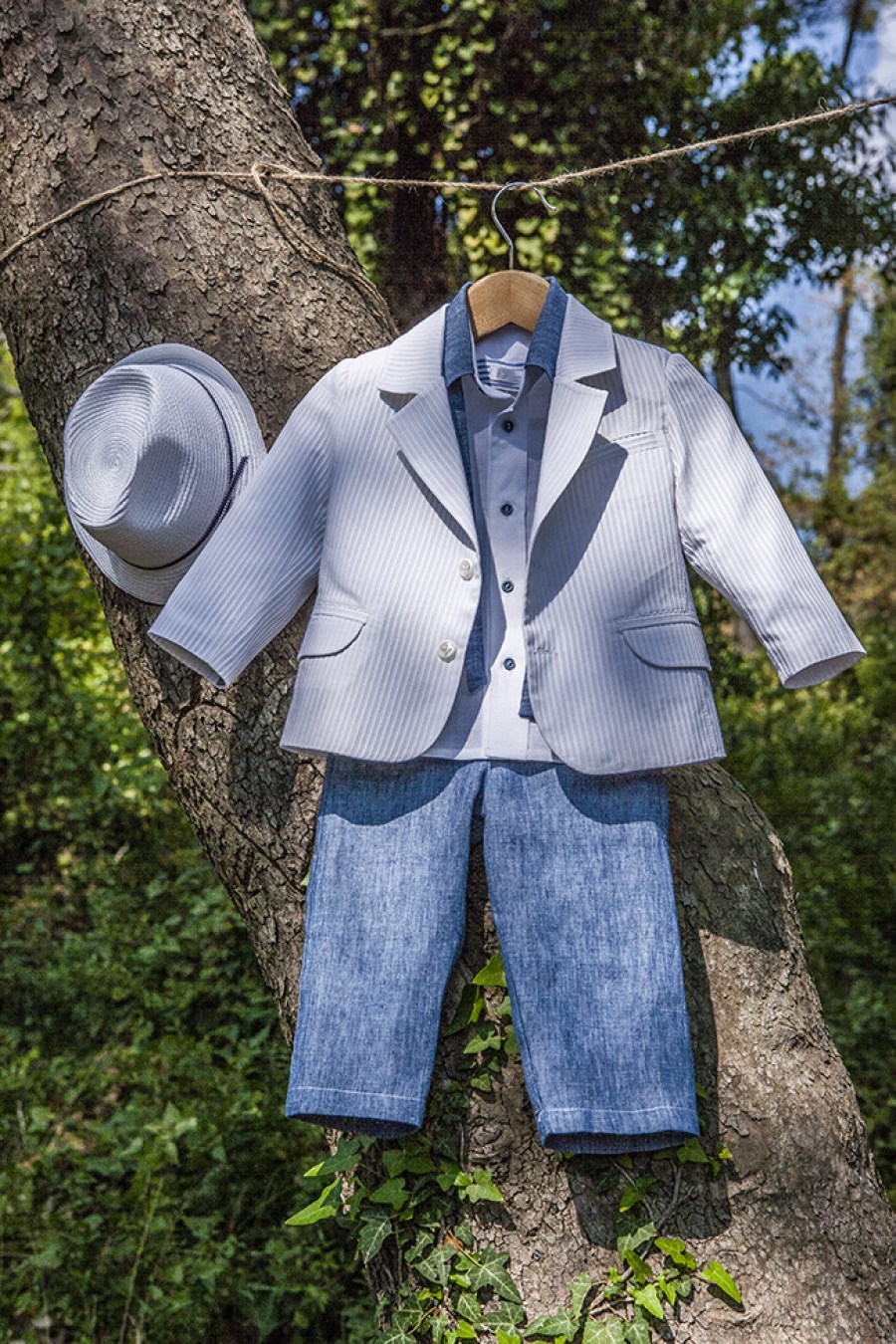 5982